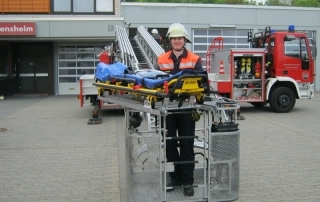 Drehleiter mit Korb 23/12