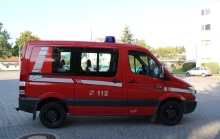 Mannschaftstransportwagen alt